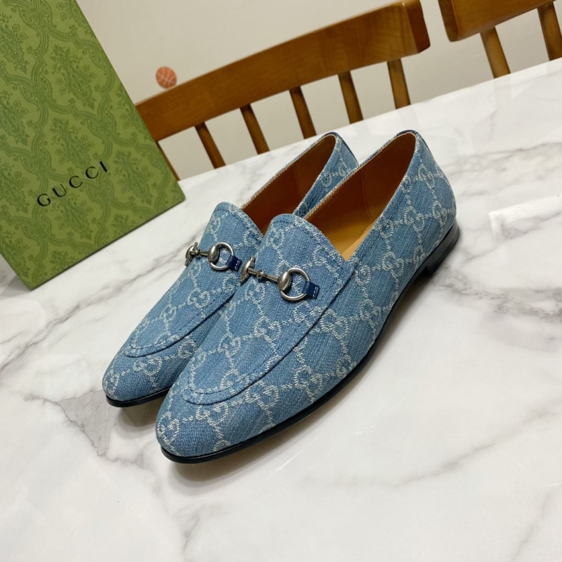 G*u*i leather shoes